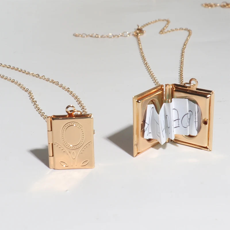 "VICT BOOK Picture Locket Necklace"